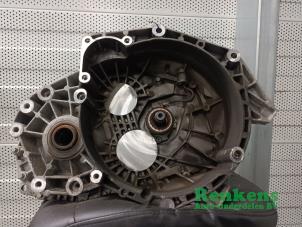 Używane Skrzynia biegów Opel Astra J (PC6/PD6/PE6/PF6) 2.0 CDTI 16V 160 Ecotec Cena na żądanie oferowane przez Renkens Auto-Onderdelen B.V.