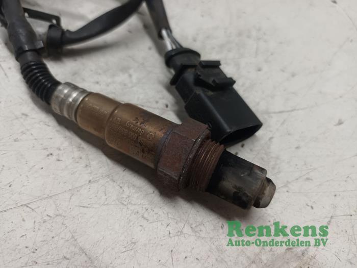 Lambda probe from a Volkswagen Touran (1T3) 1.4 16V TSI 140 2012