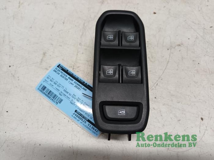 Usados Interruptor de ventanilla eléctrica Dacia Duster (SR) 1.0 TCE 12V Precio € 45,00 Norma de margen ofrecido por Renkens Auto-Onderdelen B.V.