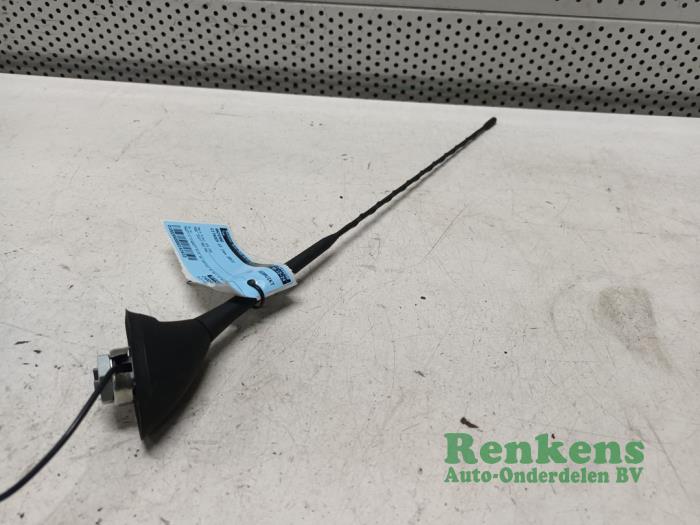 Gebrauchte Antenne Citroen C3 (SC) 1.2 VTi 82 12V Preis € 25,00 Margenregelung angeboten von Renkens Auto-Onderdelen B.V.