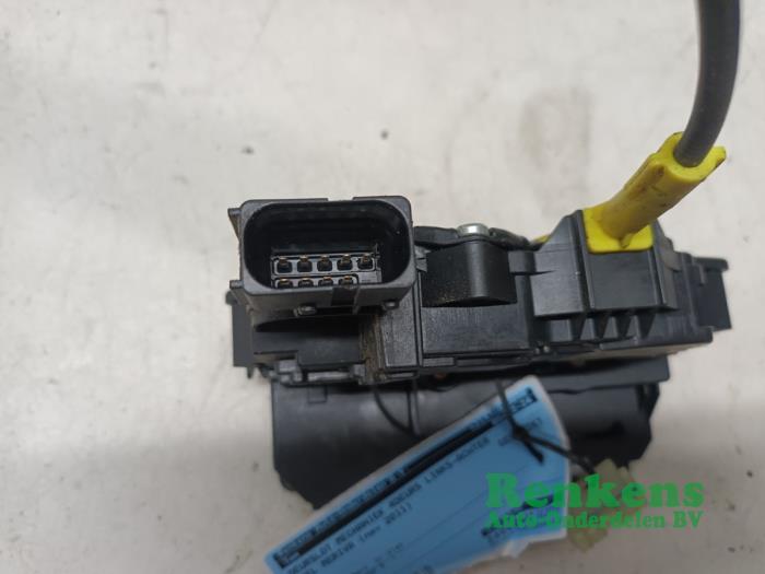 Serrure portière mécanique 4portes arrière gauche d'un Opel Meriva 1.4 Turbo 16V ecoFLEX 2011