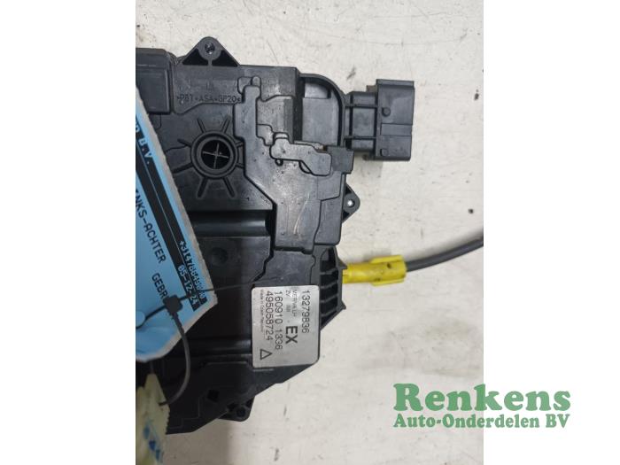 Serrure portière mécanique 4portes arrière gauche d'un Opel Meriva 1.4 Turbo 16V ecoFLEX 2011