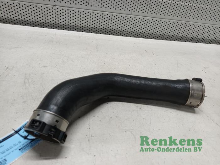 Gebrauchte Intercooler Schlauch Nissan Micra (K14) 0.9 IG-T 12V Preis € 40,00 Margenregelung angeboten von Renkens Auto-Onderdelen B.V.