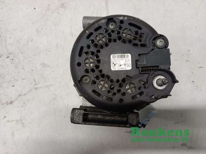 Dynamo from a Opel Corsa E 1.3 CDTi 16V ecoFLEX 2015