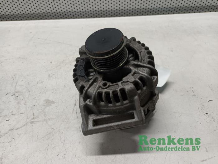 Dynamo from a Opel Corsa E 1.3 CDTi 16V ecoFLEX 2015