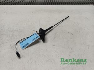 Używane Antena Opel Meriva 1.4 Turbo 16V ecoFLEX Cena € 20,00 Procedura marży oferowane przez Renkens Auto-Onderdelen B.V.