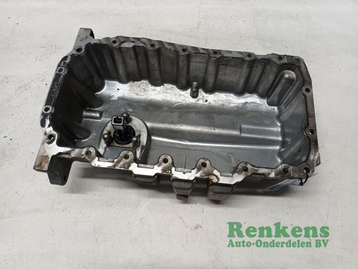 Usagé Couvercle carter Volkswagen Caddy III (2KA,2KH,2CA,2CH) 1.6 TDI 16V Prix € 36,30 Prix TTC proposé par Renkens Auto-Onderdelen B.V.