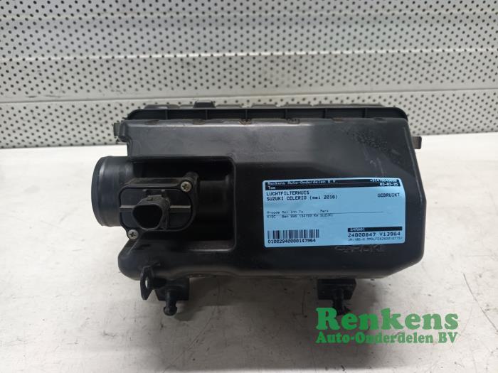 Gebrauchte Luftfiltergehäuse Suzuki Celerio (LF) 1.0 12V Dualjet Preis € 40,00 Margenregelung angeboten von Renkens Auto-Onderdelen B.V.
