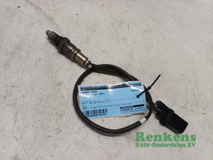 Usagé Sonde lambda Volkswagen Polo VI (AW1) 1.0 TSI 12V Prix € 25,00 Règlement à la marge proposé par Renkens Auto-Onderdelen B.V.