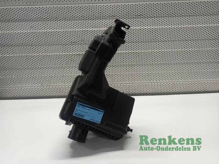 Gebrauchte Luftfiltergehäuse Renault Kadjar (RFEH) 1.3 TCE 160 FAP 16V Preis € 50,00 Margenregelung angeboten von Renkens Auto-Onderdelen B.V.