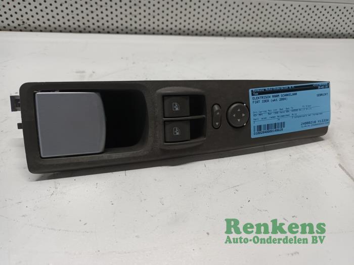 Usados Interruptor de ventanilla eléctrica Fiat Idea (350AX) 1.4 16V Precio € 20,00 Norma de margen ofrecido por Renkens Auto-Onderdelen B.V.