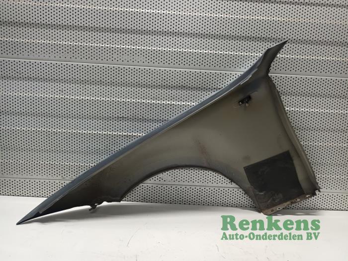 Framskärm, höger från en BMW 1 serie (E87/87N) 116i 1.6 16V 2005