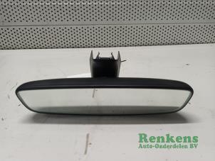 Usagé Rétroviseur intérieur Audi A4 Avant (B9) 2.0 TDI Ultra 16V Prix € 25,00 Règlement à la marge proposé par Renkens Auto-Onderdelen B.V.