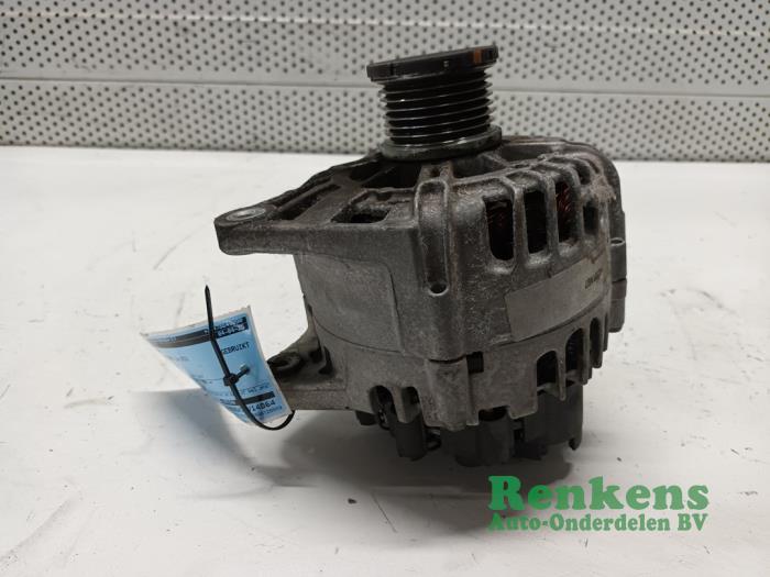 Gebrauchte Dynamo Renault Megane III Grandtour (KZ) 1.2 16V TCE 115 Preis € 35,00 Margenregelung angeboten von Renkens Auto-Onderdelen B.V.