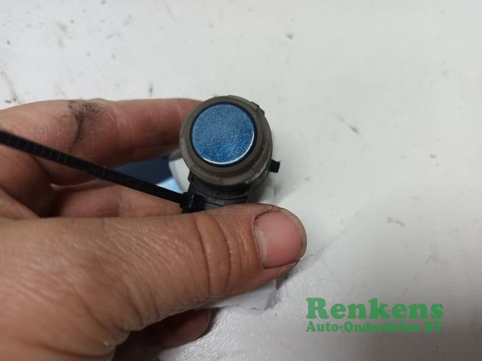 Gebrauchte PDC Sensor Opel Combo Life/Tour 1.5 CDTI 130 Preis € 35,00 Margenregelung angeboten von Renkens Auto-Onderdelen B.V.