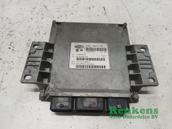 Used Engine management computer Peugeot 206 (2A/C/H/J/S) 2.0 GTI 16V Price on request offered by Renkens Auto-Onderdelen B.V.
