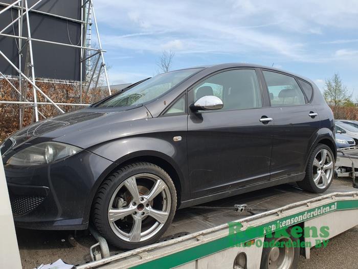 Rétroviseur gauche + droite d'un Seat Altea (5P1) 2.0 FSI 16V 2005