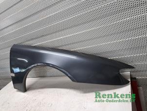Gebrauchte Kotflügel rechts vorne Peugeot 406 Coupé (8C) 2.0 16V Preis € 50,00 Margenregelung angeboten von Renkens Auto-Onderdelen B.V.