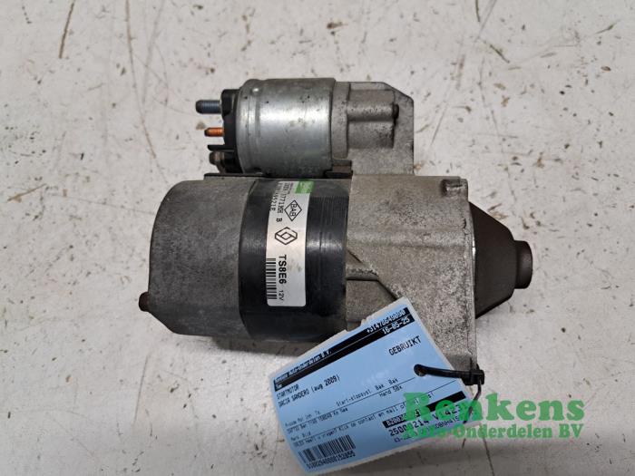Used Starter Dacia Sandero I (BS) 1.2 16V Price € 30,00 Margin scheme offered by Renkens Auto-Onderdelen B.V.