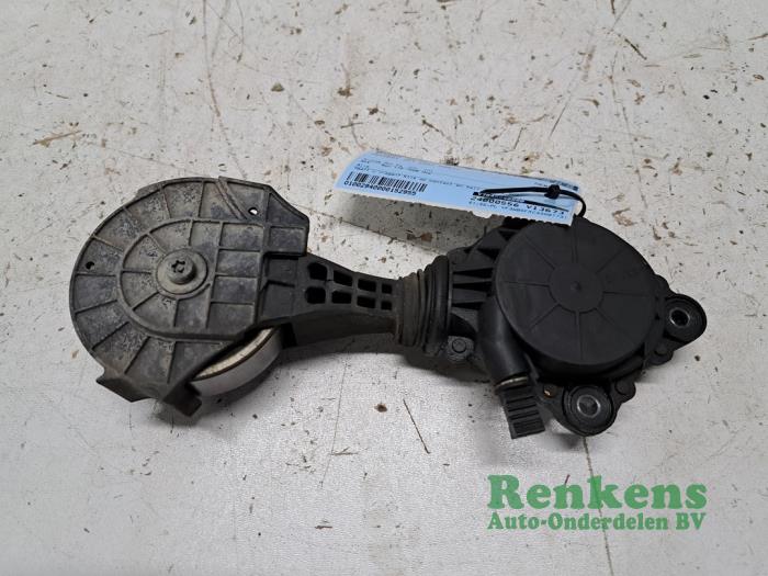 Usados Tensor correa múltiple Peugeot 207 CC (WB) 1.6 16V THP Precio € 40,00 Norma de margen ofrecido por Renkens Auto-Onderdelen B.V.