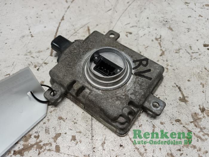 Używane Modul ksenonowy Mazda 5 (CR19) 2.0i 16V Cena € 75,00 Procedura marży oferowane przez Renkens Auto-Onderdelen B.V.