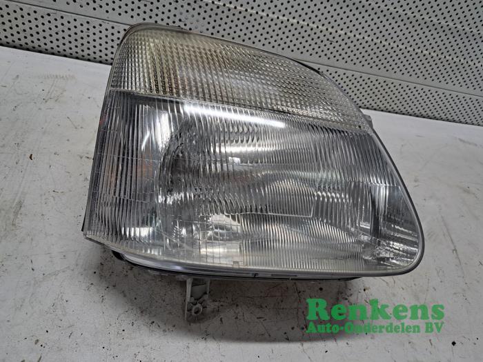 Używane Reflektor prawy Suzuki Wagon-R+ (RB) 1.3 16V Cena € 25,00 Procedura marży oferowane przez Renkens Auto-Onderdelen B.V.