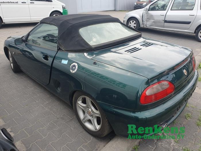 Używane Tylna klapa MG MGF 1.8i 16V Cena na żądanie oferowane przez Renkens Auto-Onderdelen B.V.