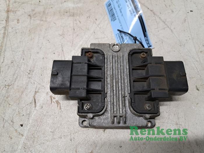 Used Automatic gearbox computer Ford Fusion 1.6 16V Price € 125,00 Margin scheme offered by Renkens Auto-Onderdelen B.V.