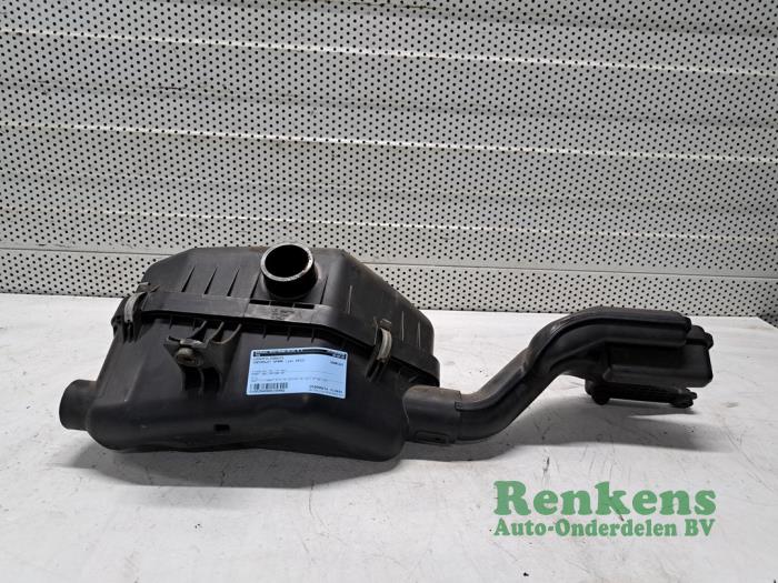 Begagnade Luftfilterhus Chevrolet Spark (M300) 1.0 16V Bifuel Pris € 45,00 Marginaltabell erbjuds av Renkens Auto-Onderdelen B.V.
