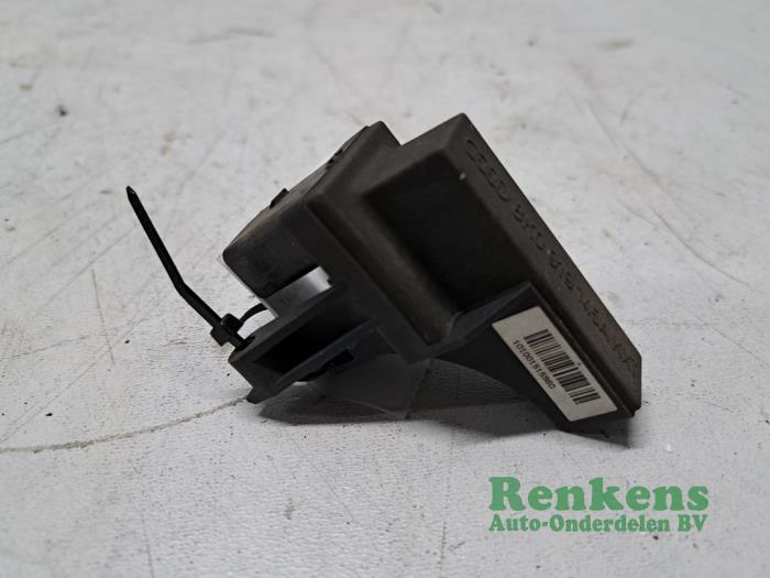 Używane Antena (rózne) Audi S5 Sportback (8TA) S5 3.0 TFSI V6 32V Cena € 20,00 Procedura marży oferowane przez Renkens Auto-Onderdelen B.V.