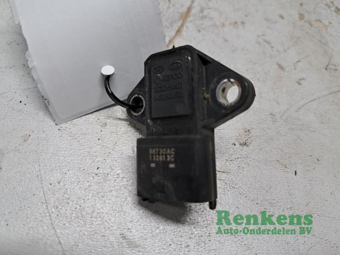 Begagnade MAP-sensor (insugsrör) Kia Cee'd Sporty Wagon (EDF) 1.6 CRDi 16V Pris € 20,00 Marginaltabell erbjuds av Renkens Auto-Onderdelen B.V.