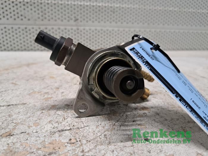 Used High pressure pump Volkswagen Jetta III (1K2) 1.4 TSI 122 16V Price € 90,00 Margin scheme offered by Renkens Auto-Onderdelen B.V.