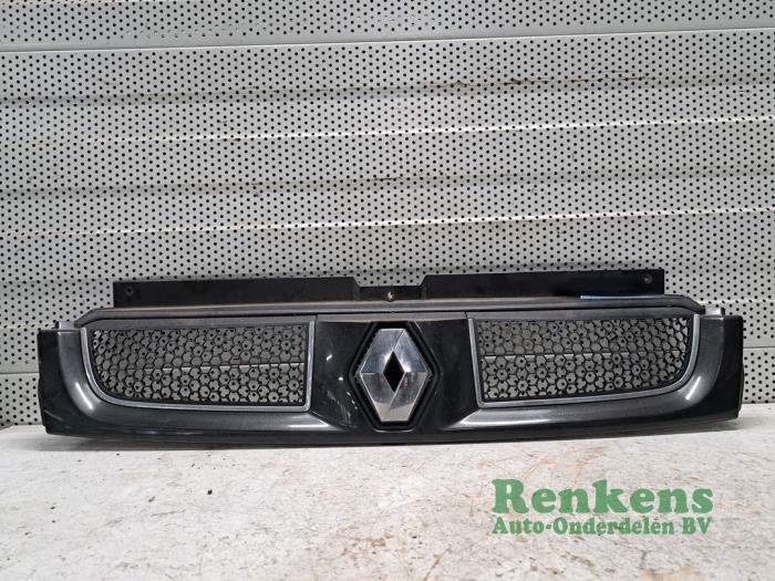 Używane Grill Renault Trafic New (FL) 1.9 dCi 82 16V Cena € 35,00 Procedura marży oferowane przez Renkens Auto-Onderdelen B.V.