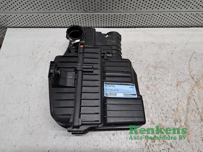Gebrauchte Luftfiltergehäuse Opel Corsa F (UB/UH/UP) 1.2 12V 75 Preis € 30,00 Margenregelung angeboten von Renkens Auto-Onderdelen B.V.