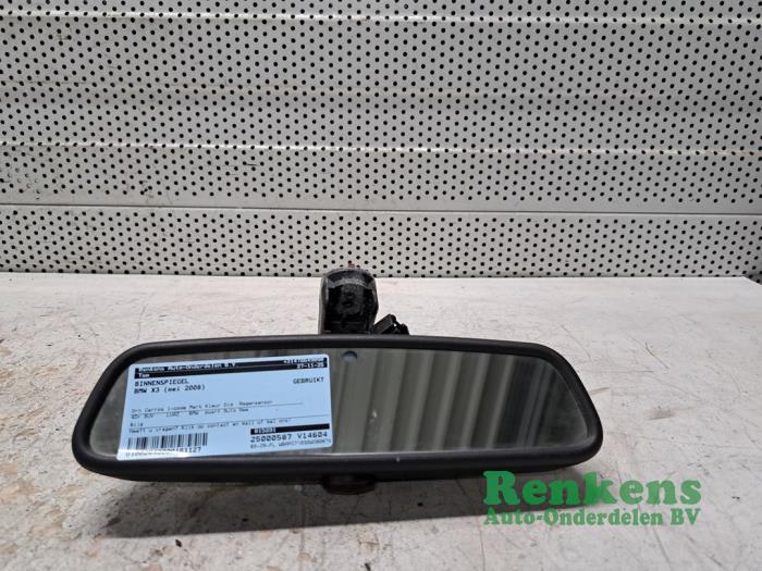 Używane Lusterko wewnetrzne BMW X3 (E83) 2.5 Si 24V Cena € 25,00 Procedura marży oferowane przez Renkens Auto-Onderdelen B.V.