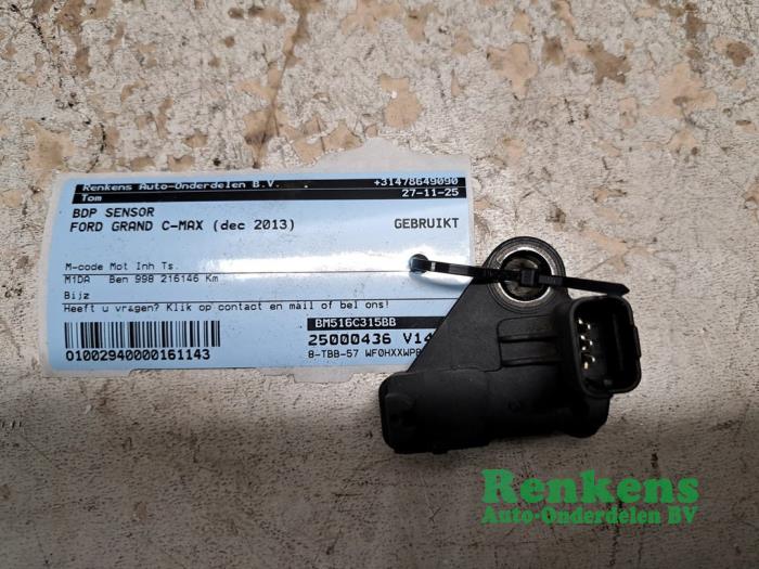 Usados Sensor BDP Ford Grand C-Max (DXA) 1.0 Ti-VCT EcoBoost 12V 125 Precio € 15,00 Norma de margen ofrecido por Renkens Auto-Onderdelen B.V.