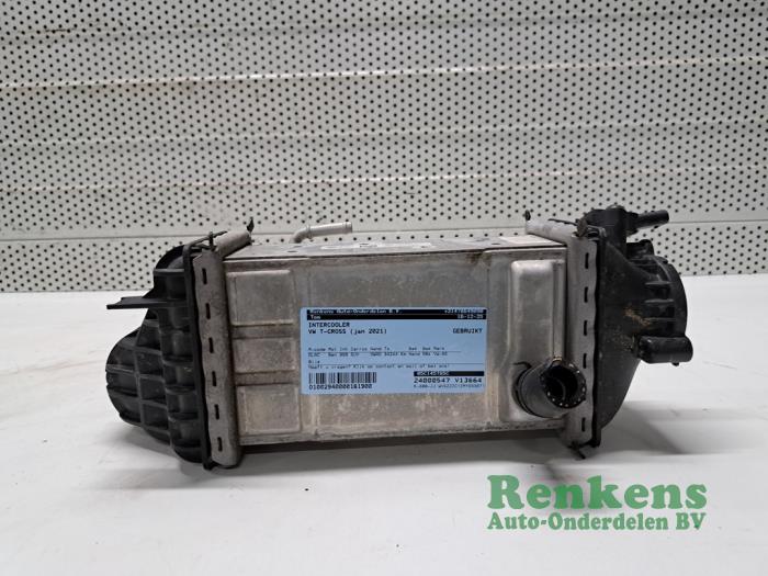 Usados Intercooler Volkswagen T-Cross 1.0 TSI 95 12V Precio € 75,00 Norma de margen ofrecido por Renkens Auto-Onderdelen B.V.