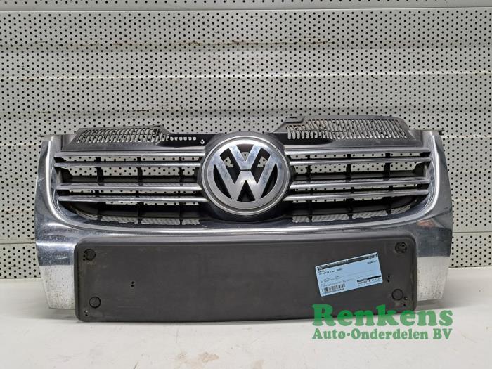 Używane Grill Volkswagen Jetta III (1K2) 2.0 16V FSI Cena € 45,00 Procedura marży oferowane przez Renkens Auto-Onderdelen B.V.