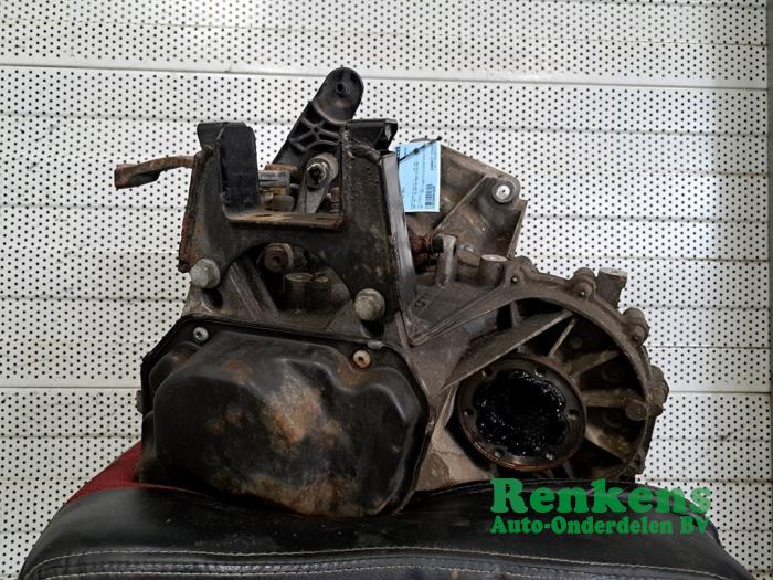 Getriebe van een Volkswagen Polo V (6R) 1.2 TSI 2012