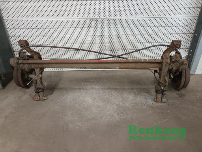 Gebrauchte Hinterachse Vorderradantrieb Peugeot 106 II 1.4 XN,XR,XS,XT Preis auf Anfrage angeboten von Renkens Auto-Onderdelen B.V.