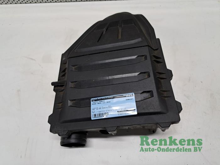 Begagnade Luftfilterhus Skoda Fabia III Combi (NJ5) 1.0 TSI 12V Pris € 35,00 Marginaltabell erbjuds av Renkens Auto-Onderdelen B.V.