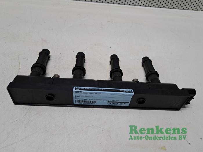 Usagé Bobine Opel Corsa E 1.4 16V Bi-Fuel Prix € 35,00 Règlement à la marge proposé par Renkens Auto-Onderdelen B.V.