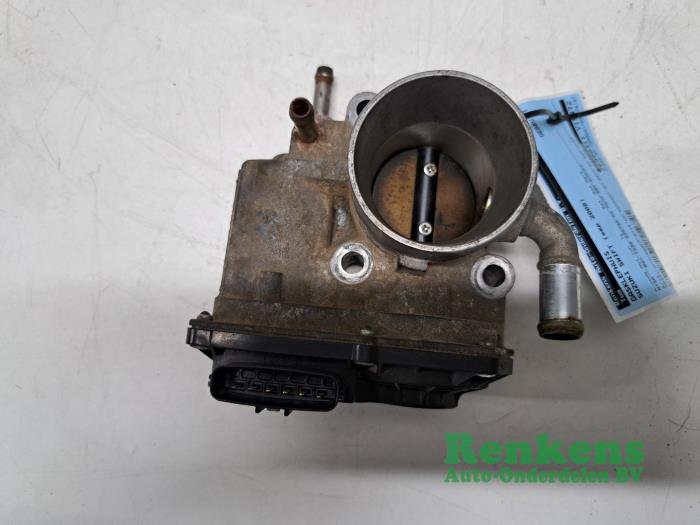 Gebrauchte Drosselklappengehäuse Suzuki Swift (ZA/ZC/ZD1/2/3/9) 1.3 VVT 16V Preis € 45,00 Margenregelung angeboten von Renkens Auto-Onderdelen B.V.