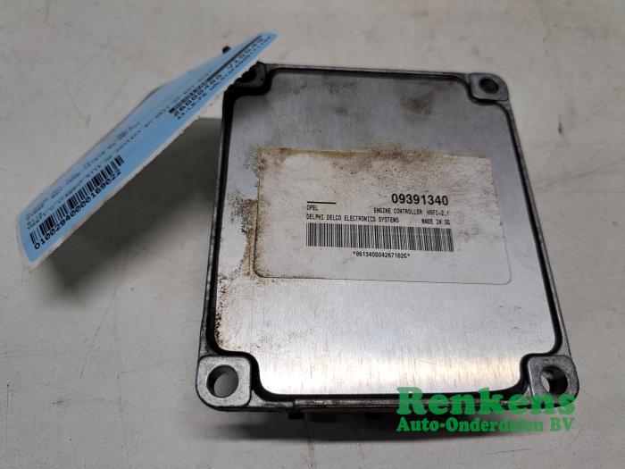 Used Engine management computer Opel Astra G (F69) 1.6 Price on request offered by Renkens Auto-Onderdelen B.V.