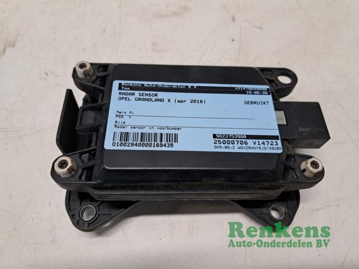 Begagnade Radarsensor Opel Grandland (X) 1.2 Turbo 12V Pris på förfrågan erbjuds av Renkens Auto-Onderdelen B.V.