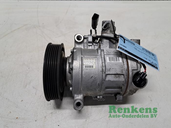 Usagé Pompe clim Audi A6 (C7) 2.8 V6 24V FSI Prix € 60,00 Règlement à la marge proposé par Renkens Auto-Onderdelen B.V.