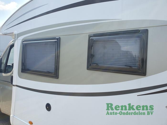 Usados Ventanilla detrás Fiat Ducato (250) 2.3 D 130 Multijet Precio de solicitud ofrecido por Renkens Auto-Onderdelen B.V.