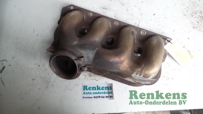 Gebrauchte Abgaskrümmer Peugeot 206 Preis € 40,00 Margenregelung angeboten von Renkens Auto-Onderdelen B.V.