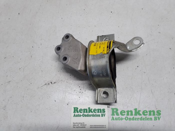 Usagé Support moteur Fiat Panda (169) 1.1 Fire Prix € 35,00 Règlement à la marge proposé par Renkens Auto-Onderdelen B.V.