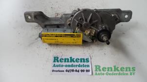 Used Rear wiper motor Volkswagen Golf III (1H1) 1.6 CL Price € 15,00 Margin scheme offered by Renkens Auto-Onderdelen B.V.